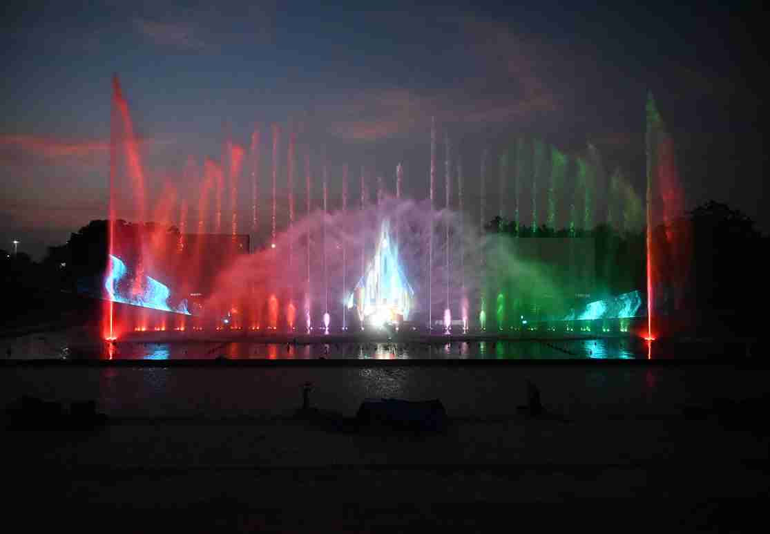 Multimedia Laser and Fountain Show